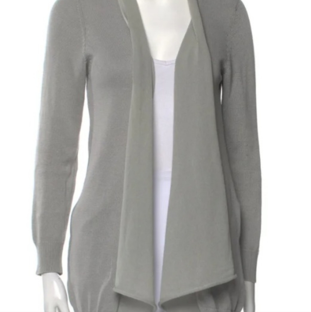 Brunello Cucinelli Grey cotton Cardigan in size Large in excellent condition.